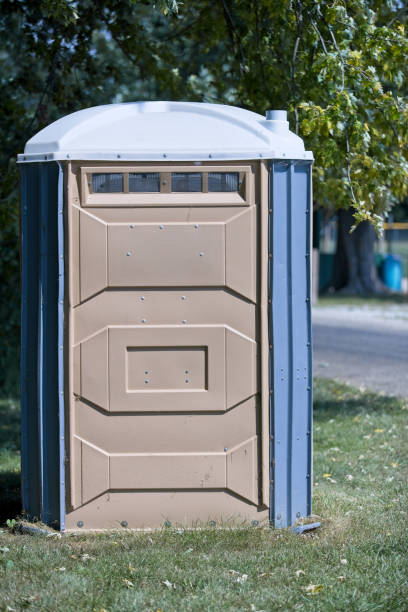 Porta potty delivery and setup in Cordova, AL